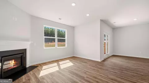 Living - 225 Cattle Dr, Perry, GA 31069 photo 1 of 1