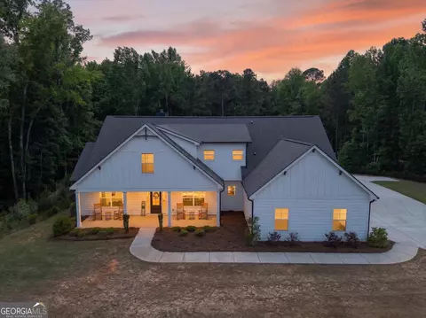 1764 Luther Bailey Rd, Senoia, GA 30276