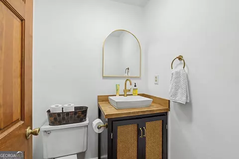 Bath - 120 Hampton Locust Grove Rd, Hampton, GA 30228 photo 3 of 3