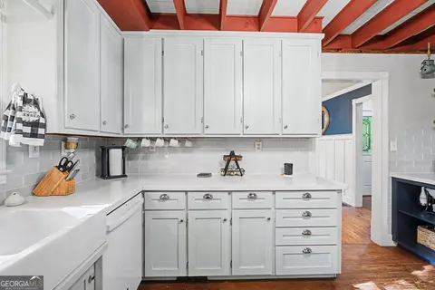 Kitchen - 120 Hampton Locust Grove Rd, Hampton, GA 30228 photo 2 of 8