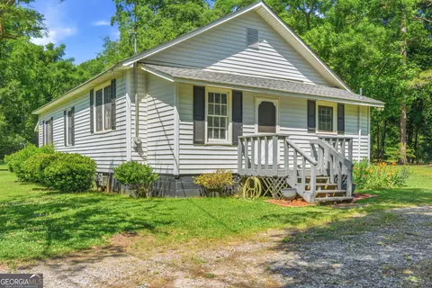 110 Imperial Lakeview Dr, Eatonton, GA 31024