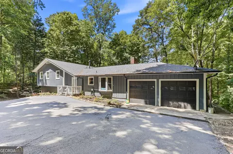 3928 Lake Ct, Gainesville, GA 30501