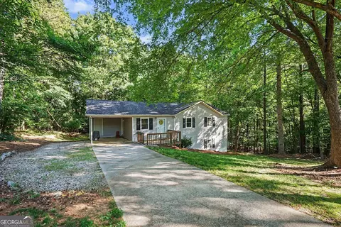 2262 Everett Ct, Loganville, GA 30052