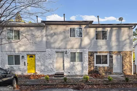 579 Northridge Crossing Dr, Atlanta, GA 30350