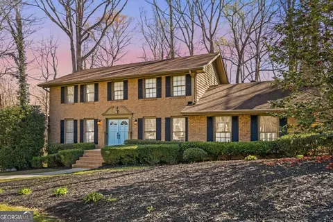 177 Millbrook Farm Rd, Marietta, GA 30068