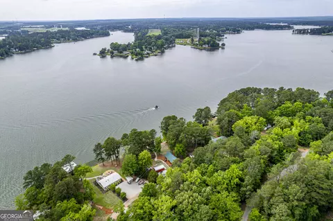 955 Barbara Point Rd, Sparta, GA 31087