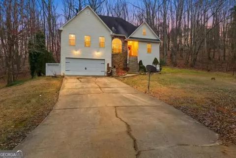 158 Ridge Ln, Lula, GA 30554