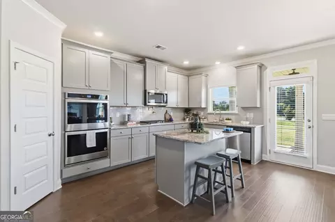 Kitchen - 324 Conley Ave, Hampton, GA 30228 photo 3 of 4