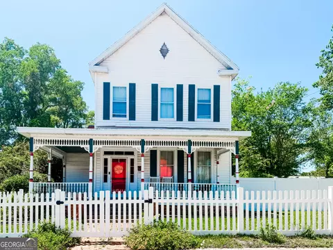 305 N Masonic St, Millen, GA 30442