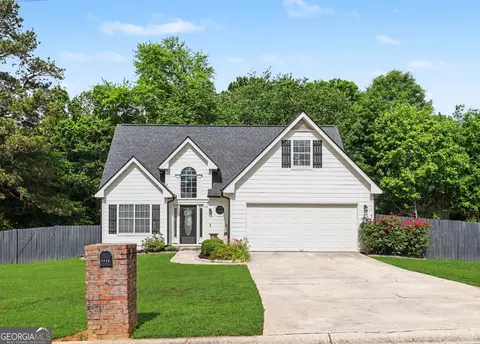2925 Shane Dr, Snellville, GA 30078
