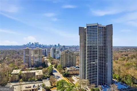2660 Peachtree Rd NW #20D, Atlanta, GA 30305