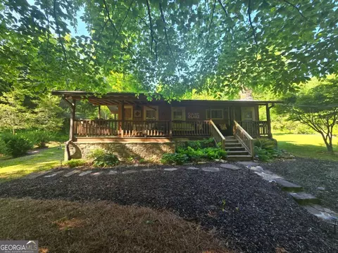 27 Tall Oak, Clarkesville, GA 30523