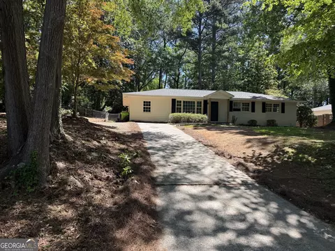 571 Oriole Dr SE, Marietta, GA 30067