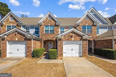 321 Village Dr, Loganville, GA 30052