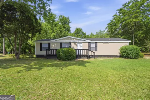 114 Lovers Ln NE, Milledgeville, GA 31061