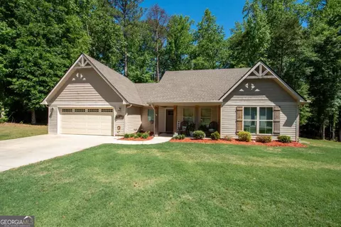 129 Wellington Dr, Lagrange, GA 30240