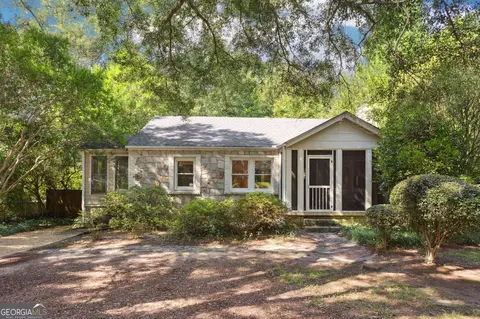 385 Sunset Dr, Athens, GA 30606