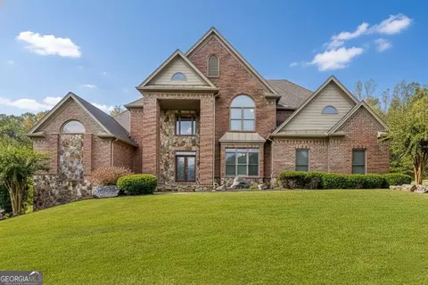 940 Chateau Forest Rd, Hoschton, GA 30548