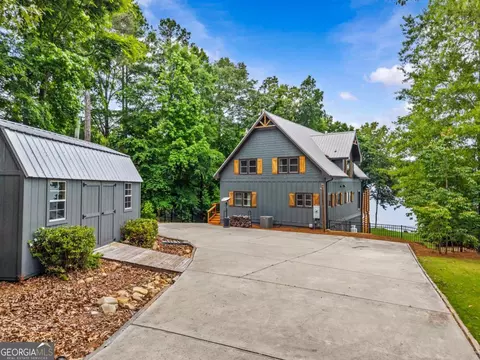 188 Hickory Point Dr, Buckhead, GA 30625