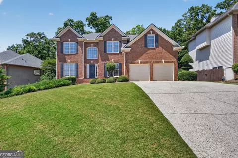 2011 Sugar Valley Ln, Lawrenceville, GA 30043