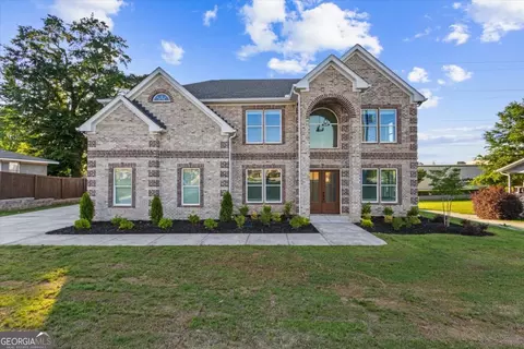 392 Price Pl, Norcross, GA 30071