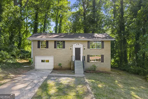 1197 Wynbrook Rd SW, Marietta, GA 30008