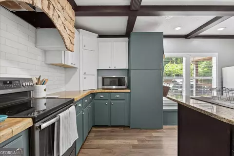 Kitchen - 91 Scenic View Dr, Jasper, GA 30143 photo 7 of 7