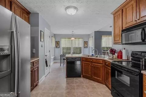 Kitchen - 80 Upper Caldwell Rd, Bowdon, GA 30108 photo 2 of 2