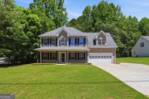 7318 Coral Lake Dr, Flowery Branch, GA 30542