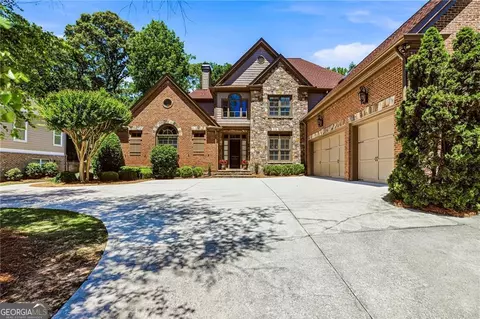214 Shadowlawn Rd SE, Marietta, GA 30067