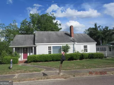 400 Kenworth St, Vidalia, GA 30474