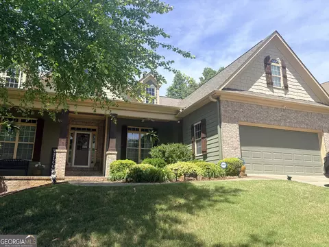 27 Roberson Dr, Cartersville, GA 30121