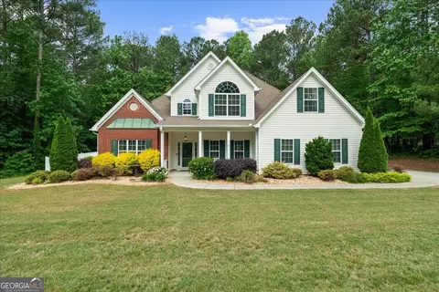 294 Whisper Creek Dr, Senoia, GA 30276