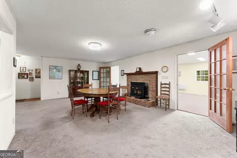 Dining - 350 Old River Rd, Cornelia, GA 30531 photo 1 of 2