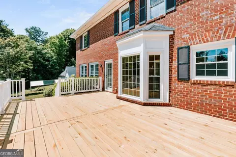 Exterior - 3 Honeysuckle Ln, Colbert, GA 30628 photo 5 of 11