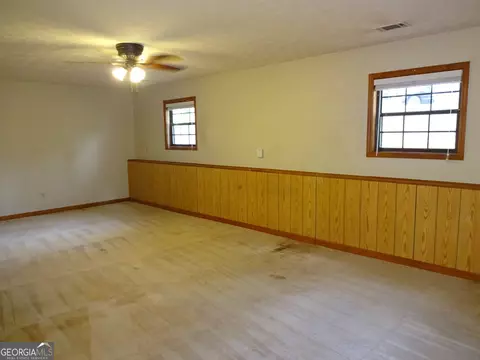 Living - 1535 Haynes Ct, Grayson, GA 30017 photo 3 of 3