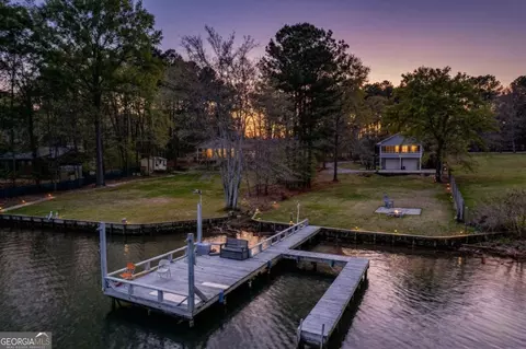 462 Rockville Springs Dr, Eatonton, GA 31024