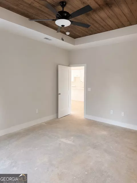 Bedroom - 563 High Rd, Carnesville, GA 30521 photo 2 of 3