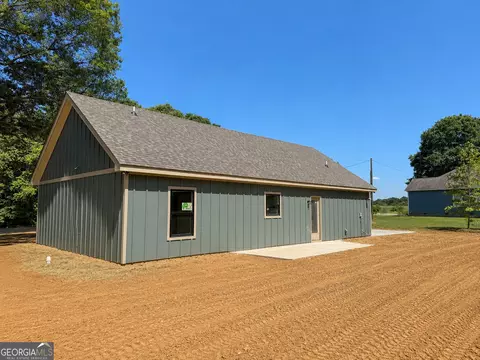 Exterior - 563 High Rd, Carnesville, GA 30521 photo 2 of 2