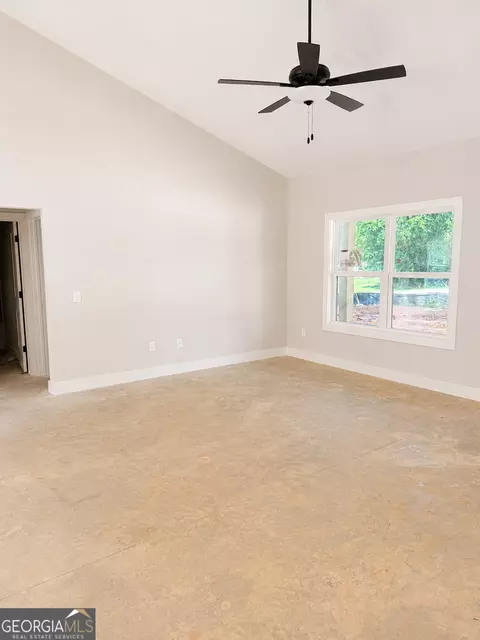 Living - 563 High Rd, Carnesville, GA 30521 photo 1 of 1