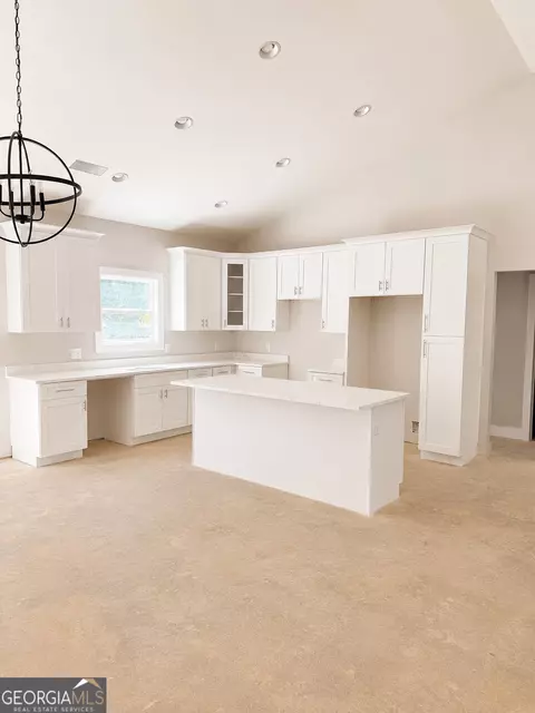 Kitchen - 563 High Rd, Carnesville, GA 30521 photo 1 of 5