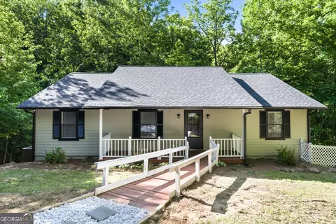 1029 Woodlawn Dr, Cleveland, GA 30528