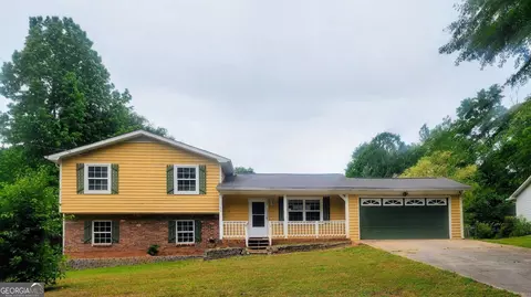130 Carriage Cir, Stockbridge, GA 30281