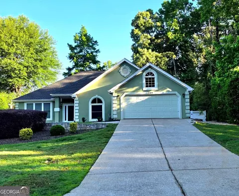 709 Oak Moss Dr, Lawrenceville, GA 30043