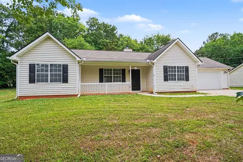 66 Mallie Ct, Hampton, GA 30228