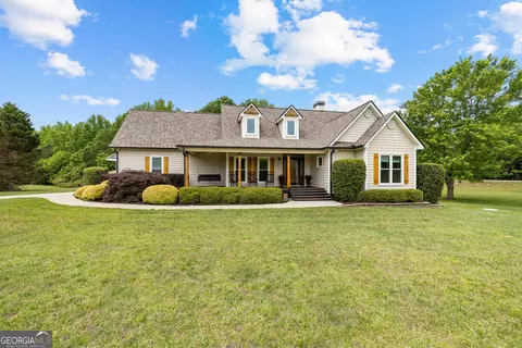466 Bob Smith Rd, Sharpsburg, GA 30277