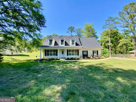 1358 Glass Bridge Rd, Lagrange, GA 30240