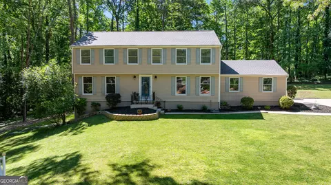 204 Creek Bed Ct, Peachtree City, GA 30269