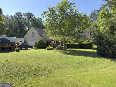 Exterior - 175 Loudoun Dr, Covington, GA 30014 photo 2 of 12