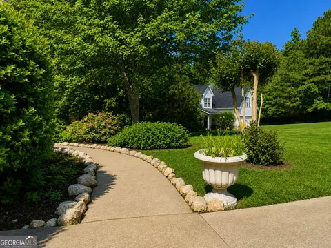 Exterior - 175 Loudoun Dr, Covington, GA 30014 photo 7 of 12